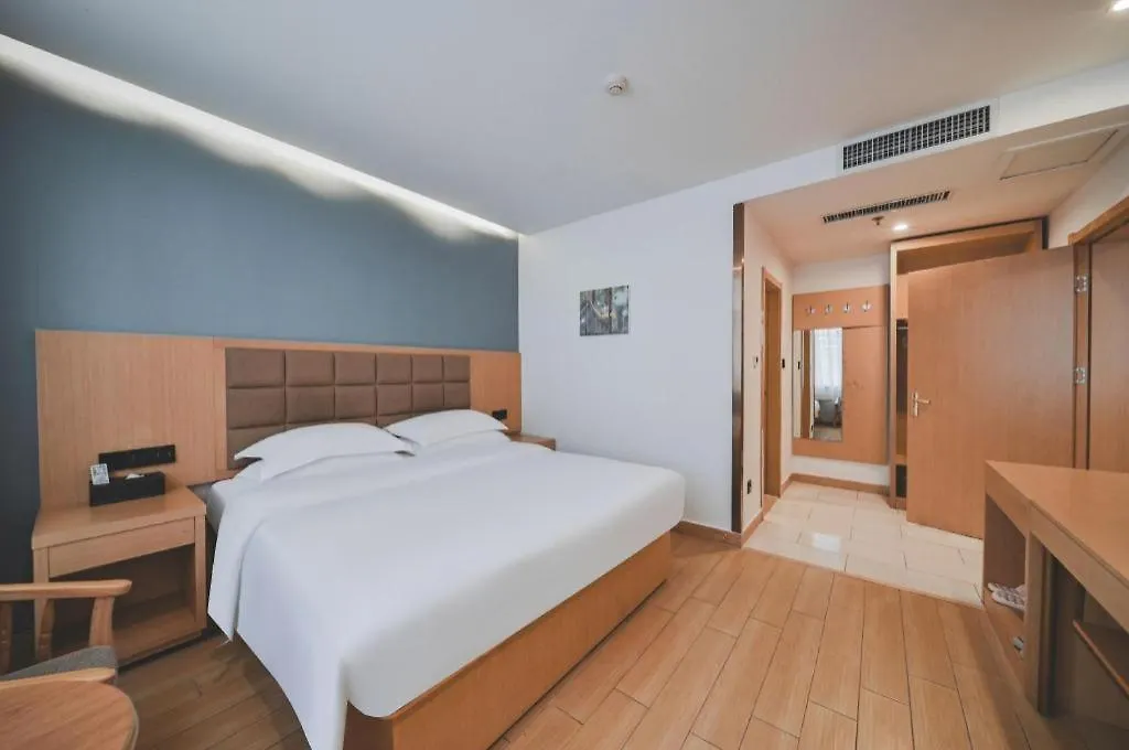 Greentree Inn Luoyang Train Station Zhuangyuanhong Road Hotel